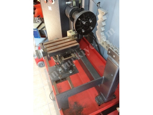 PJDM Wheel Straightening Machine