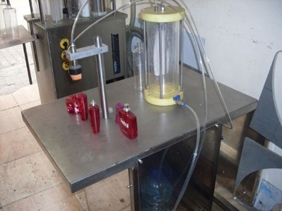 Vakumlu Parfüm Dolum Makinesi