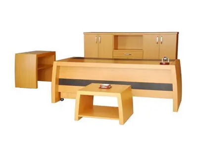 Grafica Wooden Office Desk Set