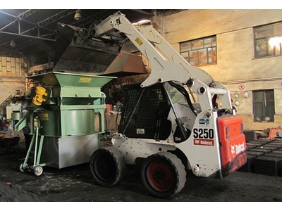 550 Kg Poligon Elekli Kum Mikseri - 	
K-130 - 2