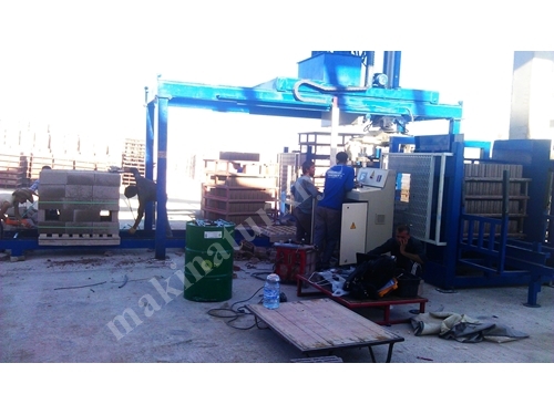 Briket Parke Toplama Robotu
