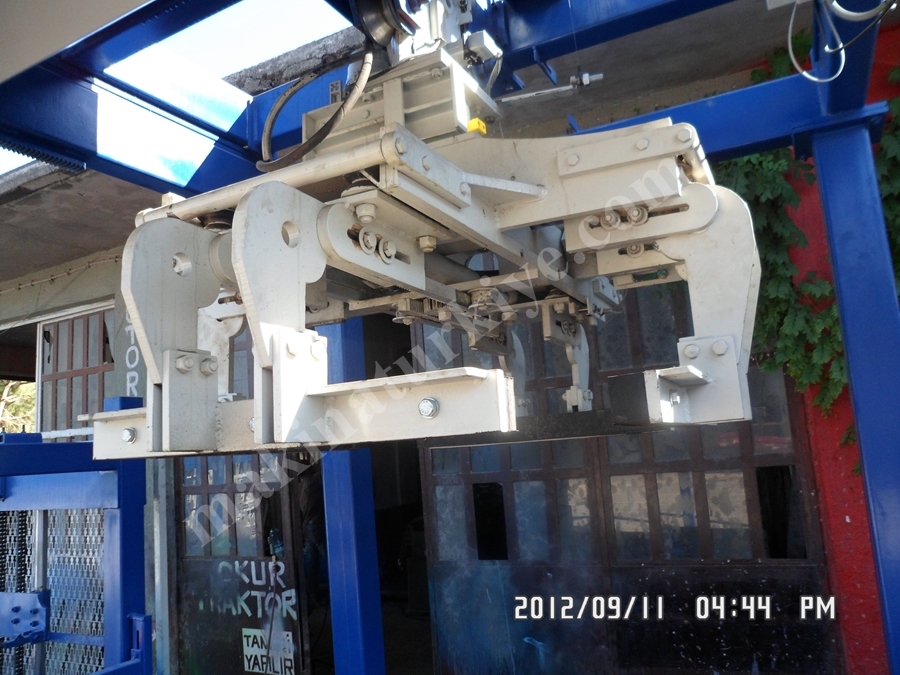 Briket Parke Toplama Robotu