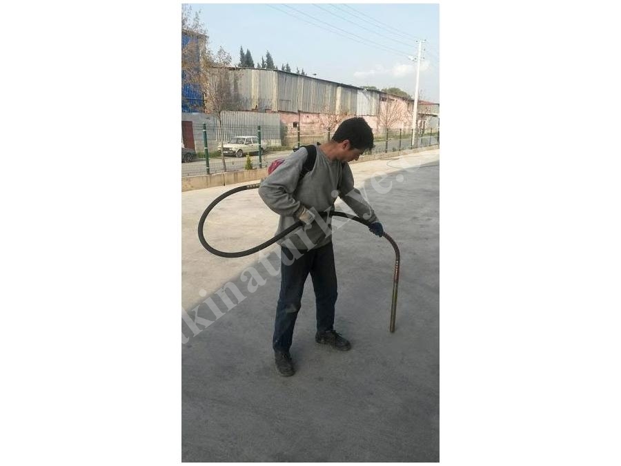 Sırt Tipi Benzinli Vibratör