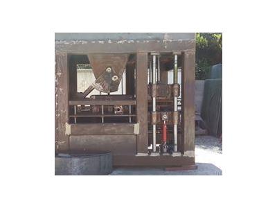 BM6 Parke ve Briket Taşı Yapma Makinası  - 1