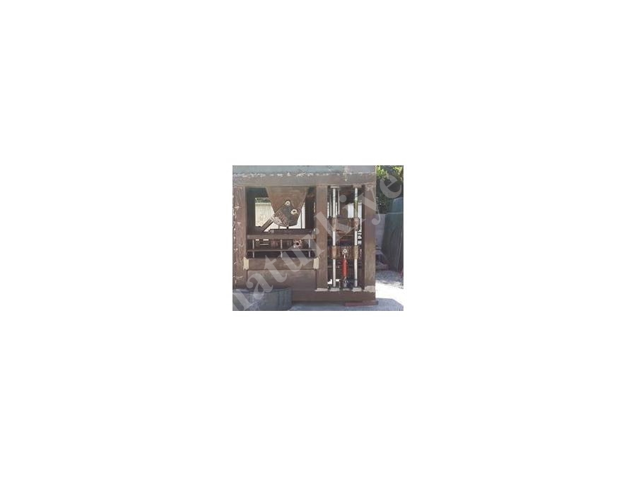 BM6 Parke ve Briket Taşı Yapma Makinası 