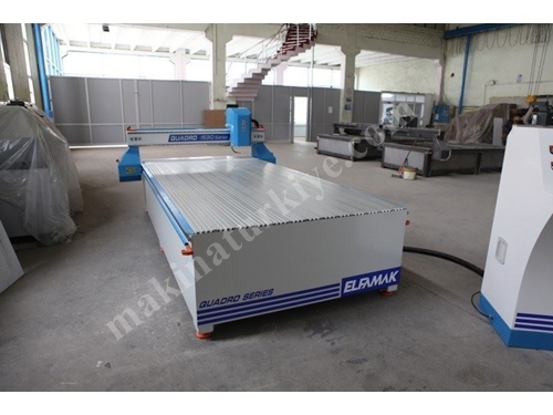 2000*4000*200 mm Reklamcılar İçin CNC Router