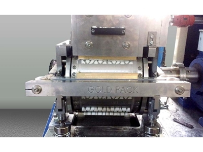 8 Ton/Gün Manuel Küp Şeker Makinası - 4