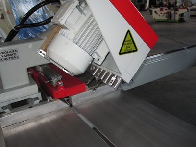 Kasa Ebatlama Açılı Gönye Delik Makinası  Maymak Makina  Maymak Makina  1 - 6