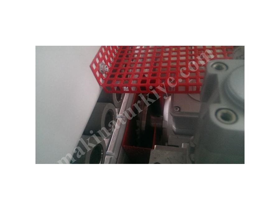 Turanlar - T-Eb 157 Full Otomatik Kenar Bantlama Makinesi