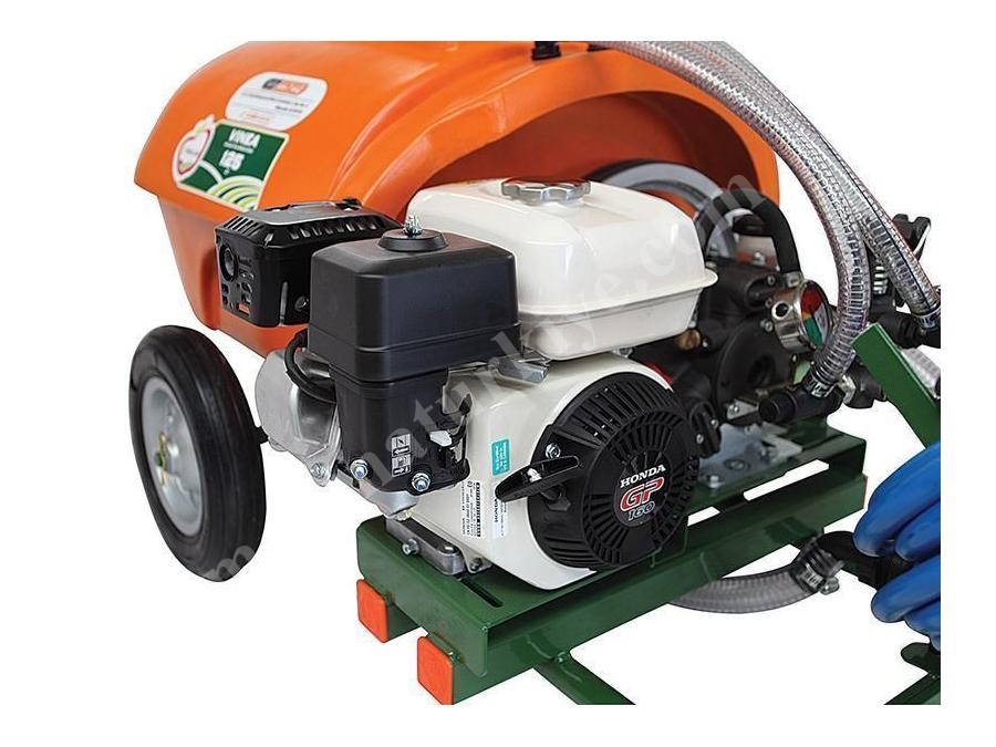 Çim ve Bahçe İlaçlama Makinası 100 litre - Önallar VINEA P-100 BM