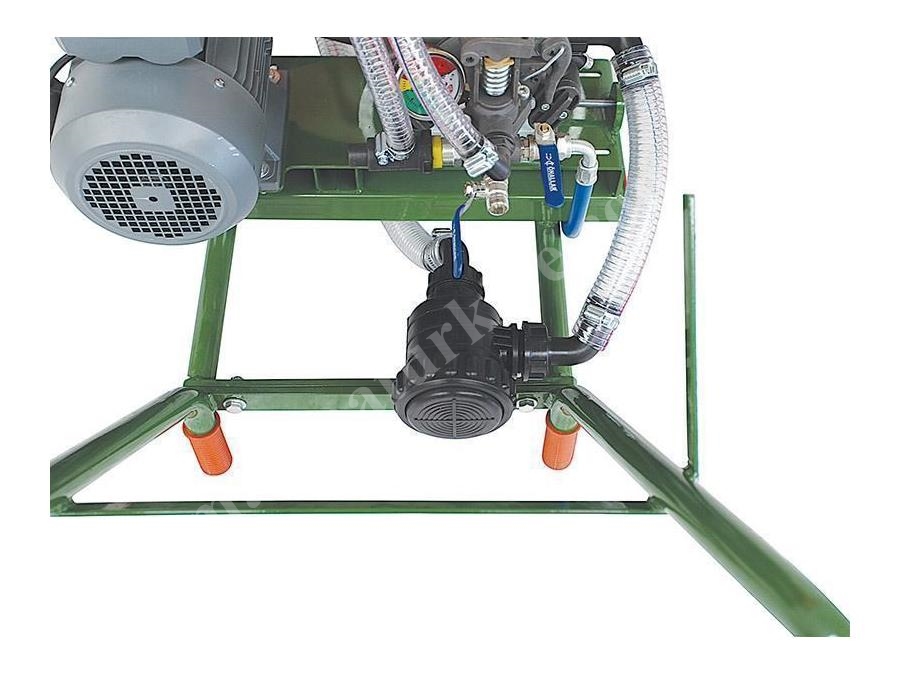 Çim ve Bahçe İlaçlama Makinası 100 litre - Önallar VINEA P-100 BM