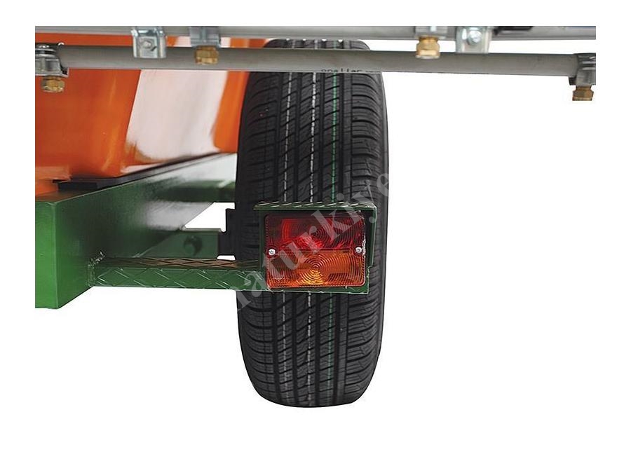 Tarla Pülverizatörü 1600 litre Tarla İlaçlama Makinası - Önallar LEPUS SF-1600