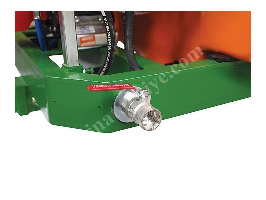 Tarla Pülverizatörü 1000 litre Tarımsal İlaçlama Makinaları - Önallar LEPUS SF-1000