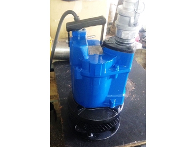 Satılık Dalgıç Pompa, Tsurumi, 2.3 Kw, 25 M3/H, Karıştırıcılı  - 1