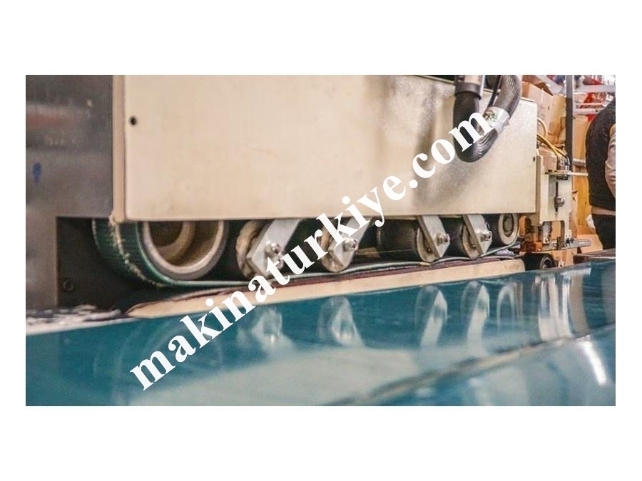 Halı Kenar Yapıştırma Makinası