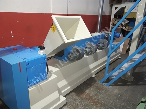 120/80 Mm Kafadan Kesme Granül Makinası 