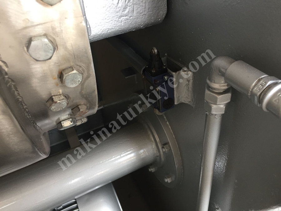 Bisküvi Hamur Karma Mikseri - Krom Z Çapalı - 350 Kg.- 2.El 