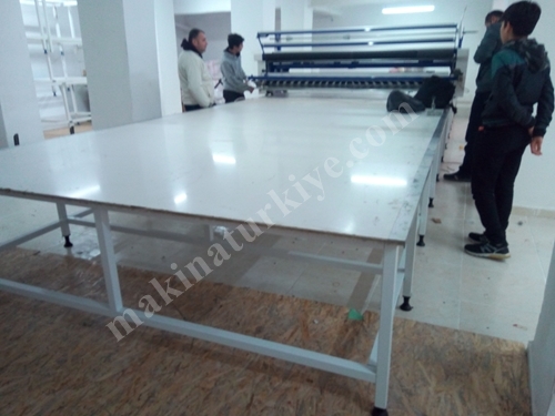Manual Sewing Machine Table