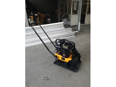 Döküm Tablalı Kompaktör (Benzin Dizel Elektrik Motorlu) - Newton Makine Ntk18/40 - 3