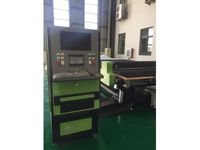 Cnc Full Otomatik Cam Kesim Masası