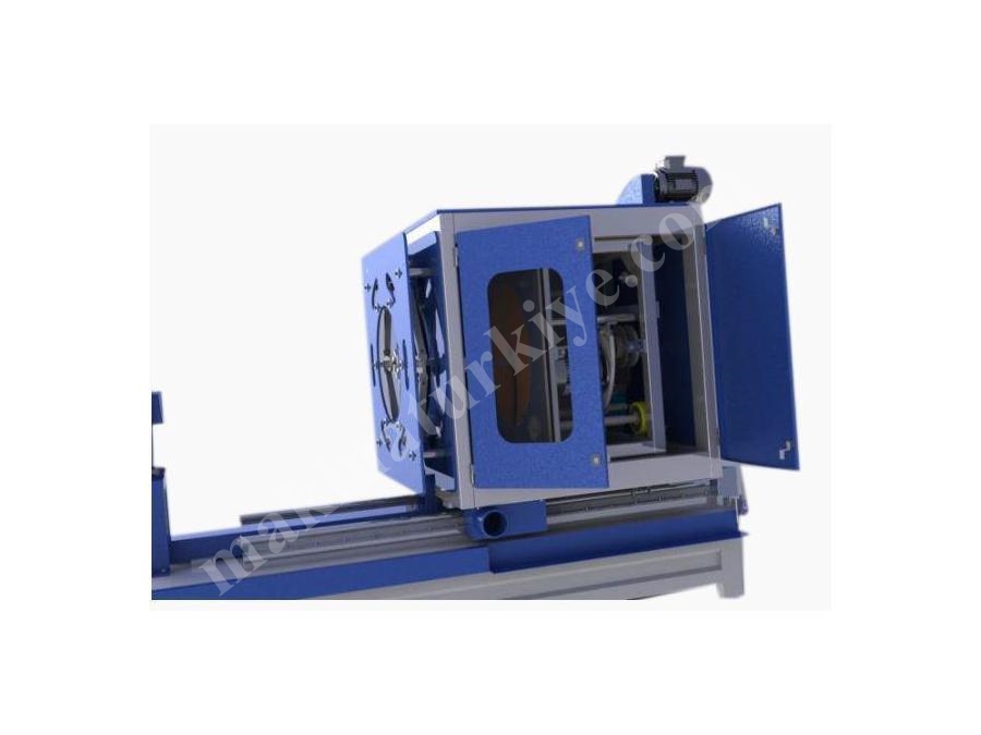 Машина для нарезки резьбы в PVC буровых труб