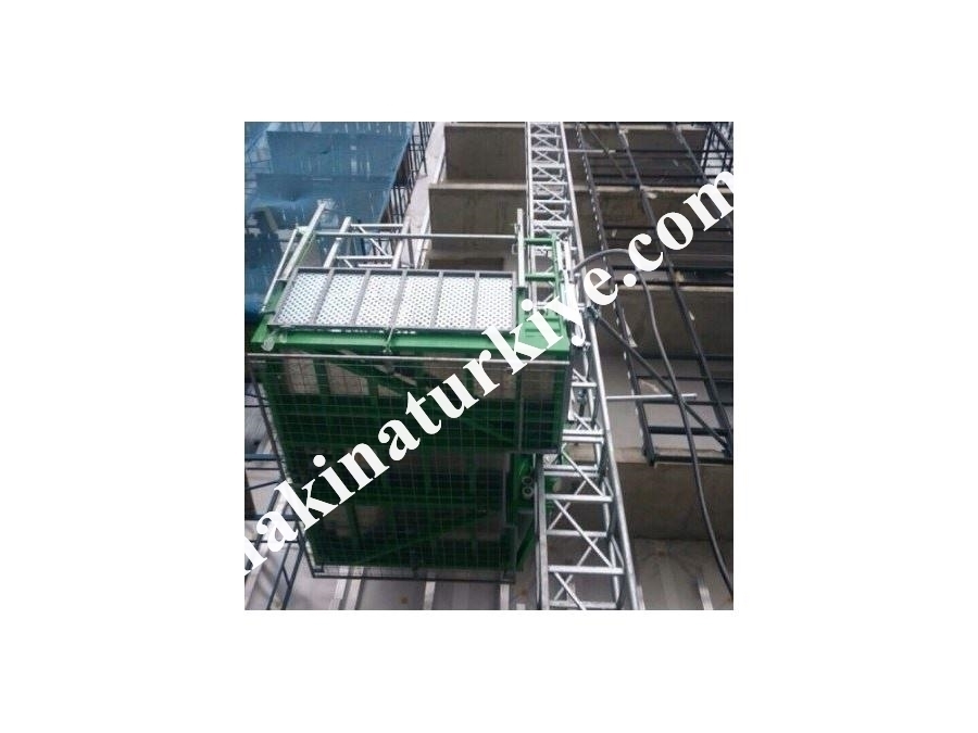 2500 Kg Kapasiteli Dış Cephe İnşaat Yük Asansörü ( Kaldırma Hızı 12-24 M/Dk)