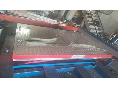 Makaslı Hidrolik Yük Kaldırma Platformları - 1