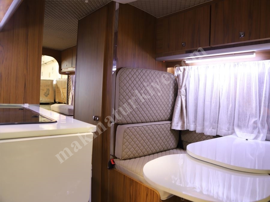 Üç Kişilik Minübüs Karavan - White Pigeon 