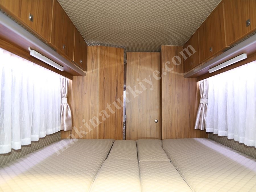 Üç Kişilik Minübüs Karavan - White Pigeon 