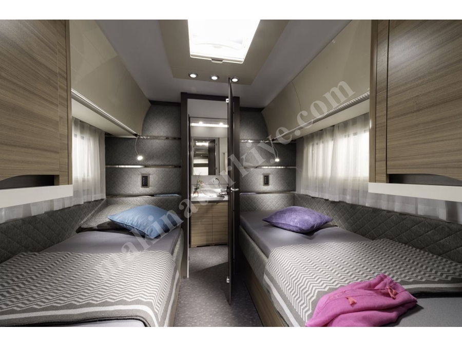 Çekme Karavan 10 Yatak Kapasiteli (Alpina - 753 Up) - Adria 
