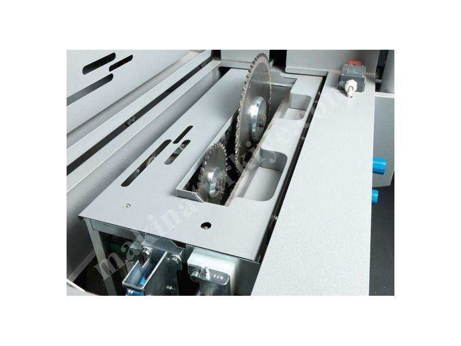 Kappa Automatic 60 (2300X600 Mm) Yatay Panel Ebatlama Makinası 