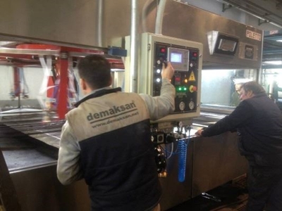 Otomatik Döner Başlıklı Sprey Deri Boyama Makinesi - 2