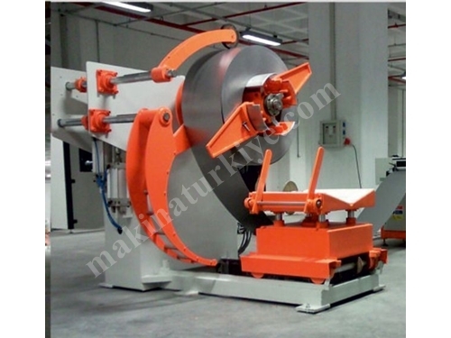 Dérouleur de rouleau de tôle hydraulique