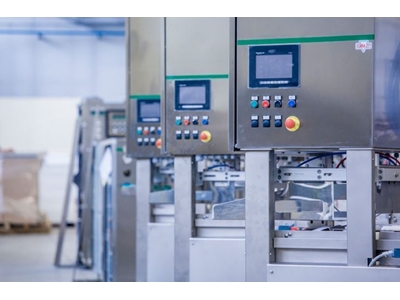 Catta27 6000 Pieces / Hour Linear Case Cone Vianetta Ice Cream Filling Machine - 6
