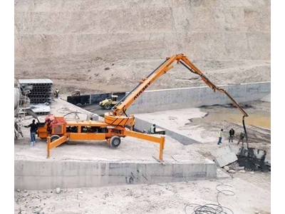 77-82 M3/Saat Kapasiteli Dizel Motorlu Uzaktan Kumandalı Bomlu Beton Pompası - 5