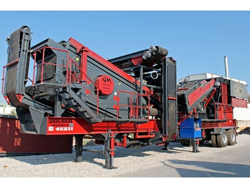 1000 mm Feed 160 kW Mobile Crushing and Screening Plant