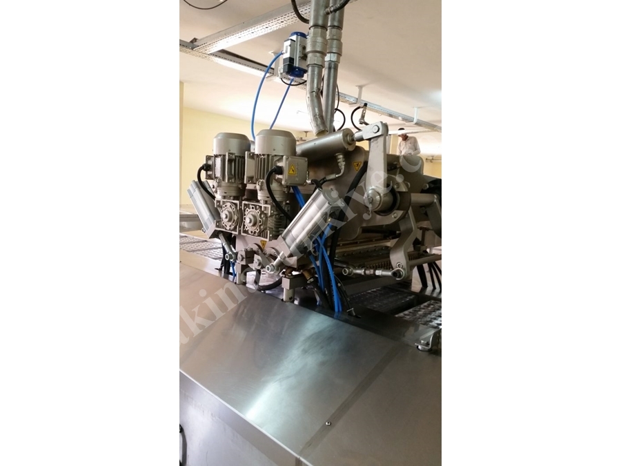 600 Kg / Saat Çikolata Dolum Makinası