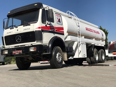 Mercedes Benz 2622 Fire Truck - 1