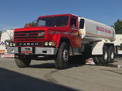 Camion-citerne en location  - 1