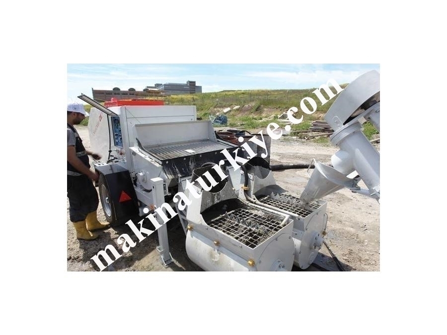 Beton Karıştırma Ve Aktarma Makinası CM20