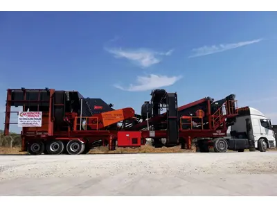 850x3000 mm 2 Room Mobile Crushing and Screening Plant