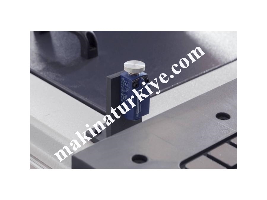 Cnc Freze Makinası - Ünver Cnc 2128 Proline 