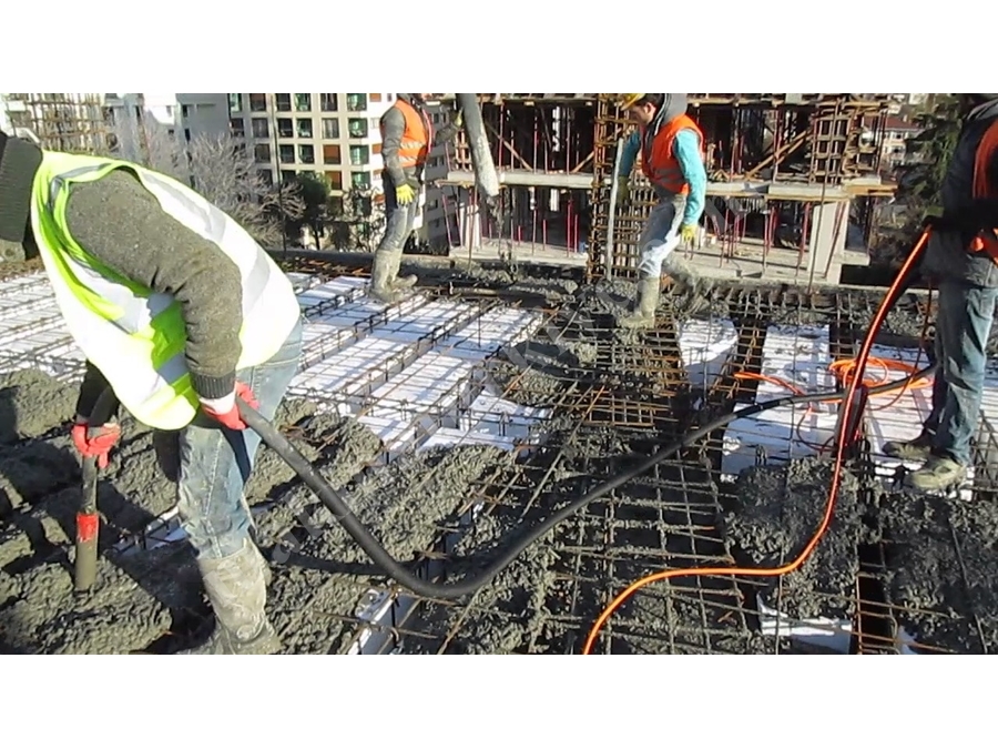 Beton Vibratörü 75 Mm Şişe Çapı - Newton Makine Ev01-75
