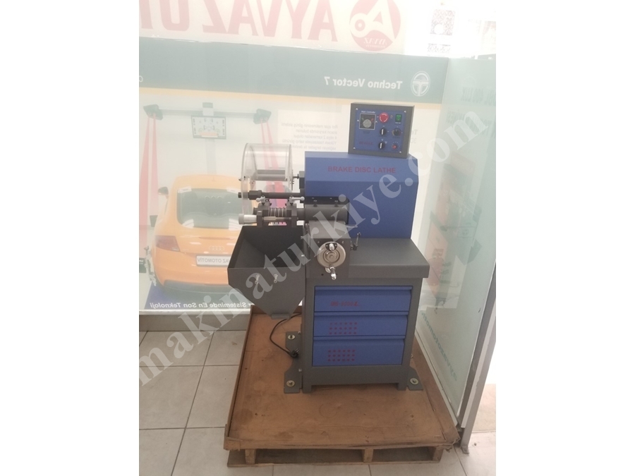 Disk Torna Makinesi - Gns - 9000L 