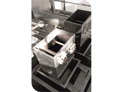 2-Spulen-Beutelfüllmaschine mit Waage - 1