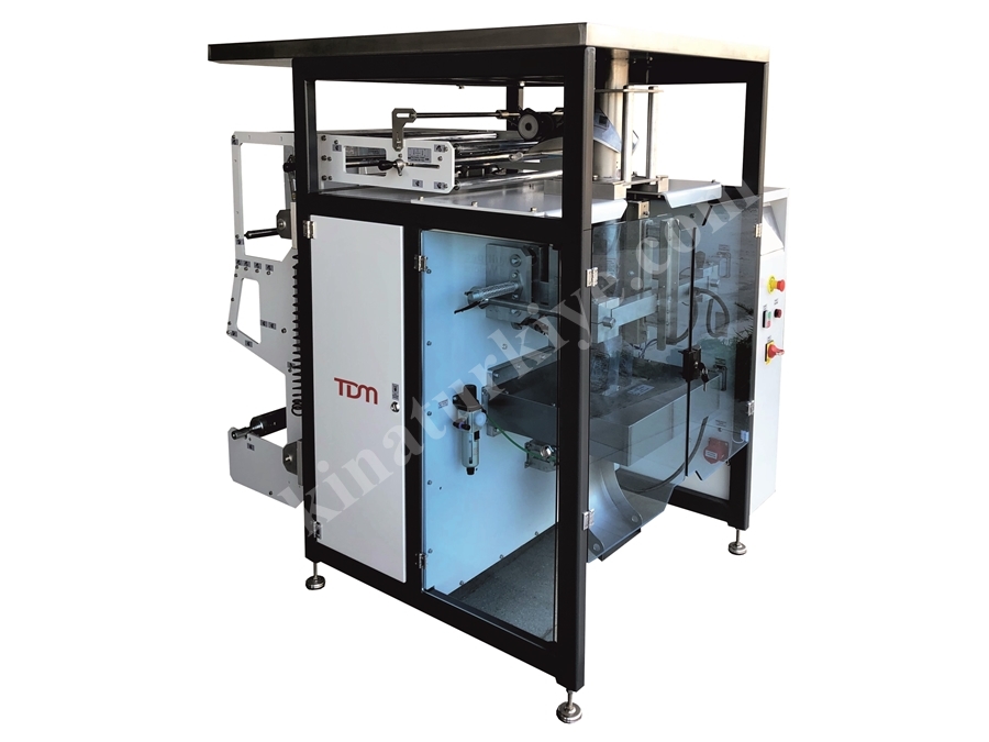 Vertical Filling Packaging Machine