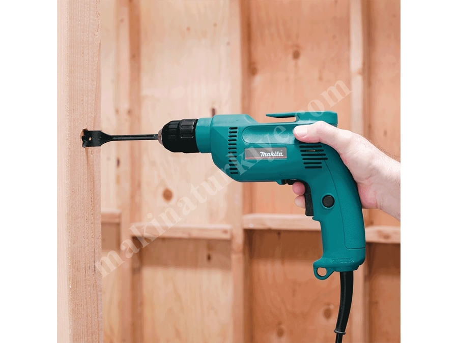 Darbesiz Matkap 530 W - Makita 6408