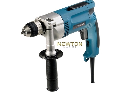 Darbesiz Matkap 710 W - Makita Dp3003