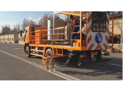 2X1250 Litre Havasız Soğuk Boya Yol Çizgi Kamyonu - 2