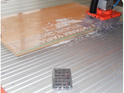 1500 X 3000 Reklamcı Cnc Router 3 Boyutlu İşleme  - 9